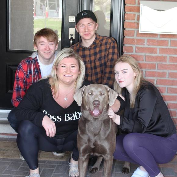 Meet your Posher, Ronda - Picture 1 of 1